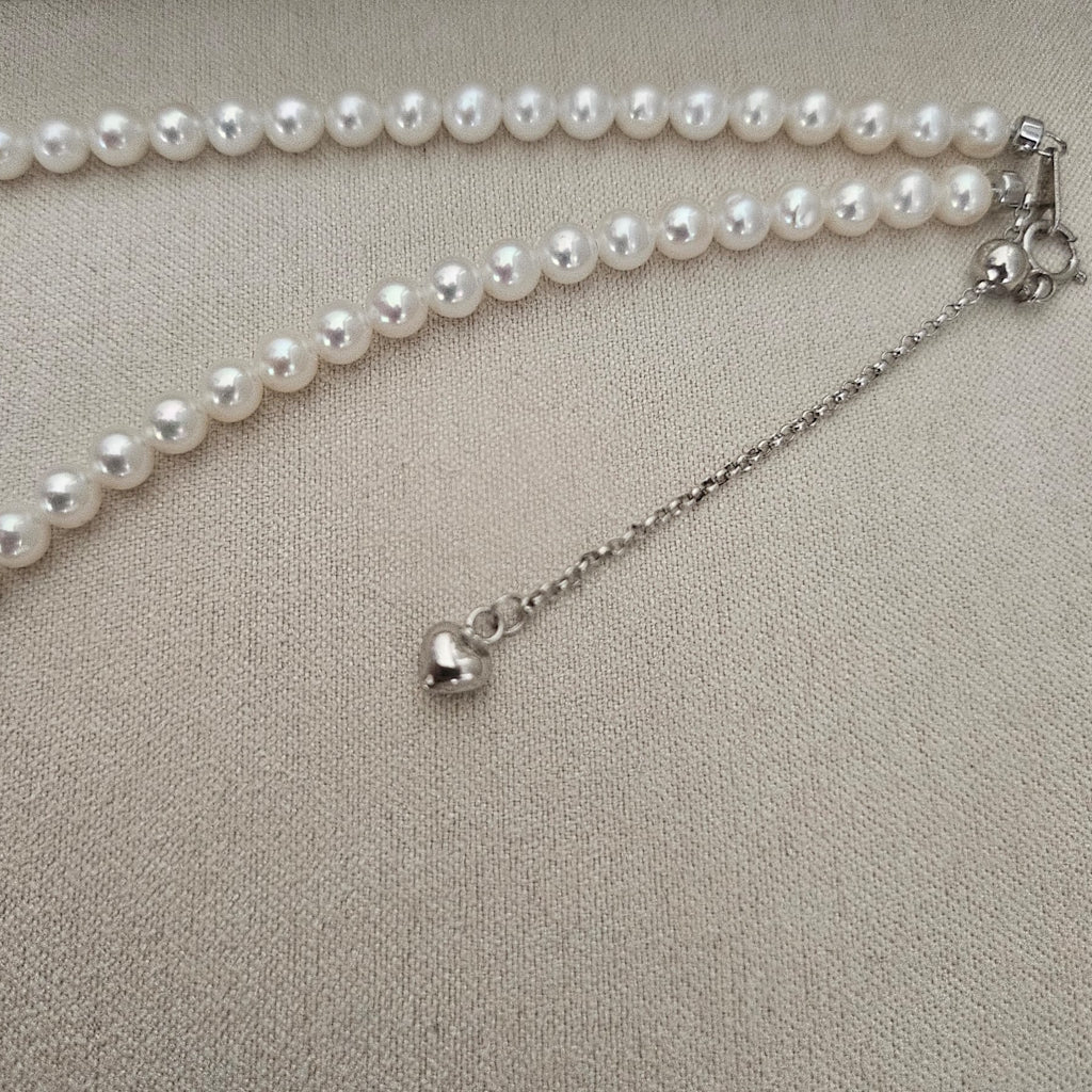 White Seed Glow · 4–4.5mm Freshwater Seed Pearl Necklace