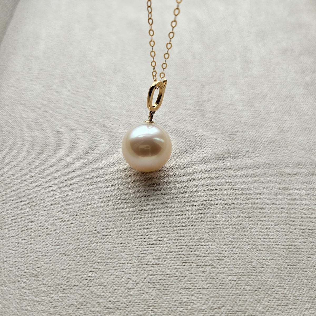 Rose Haze Pearl Pendant