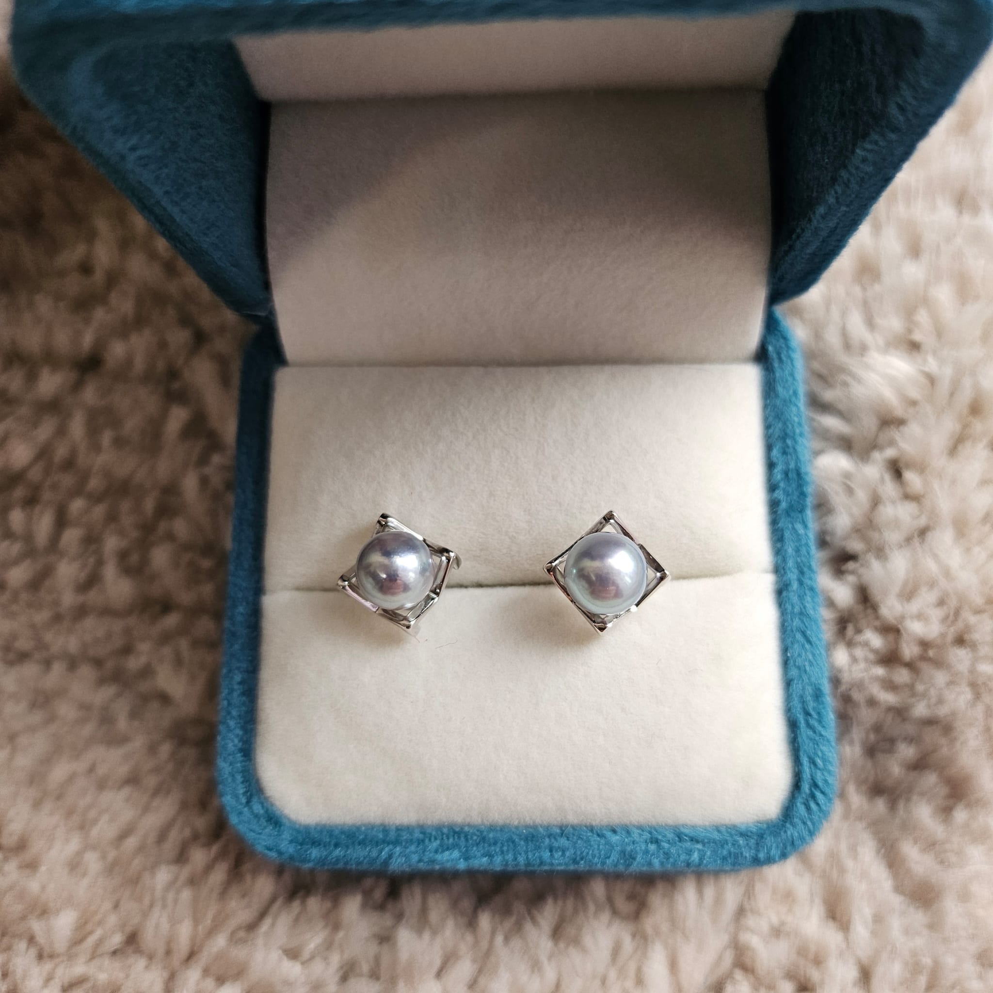 Framed Gleam · 7–8mm Akoya Pearl 3‑Way Stud Earrings