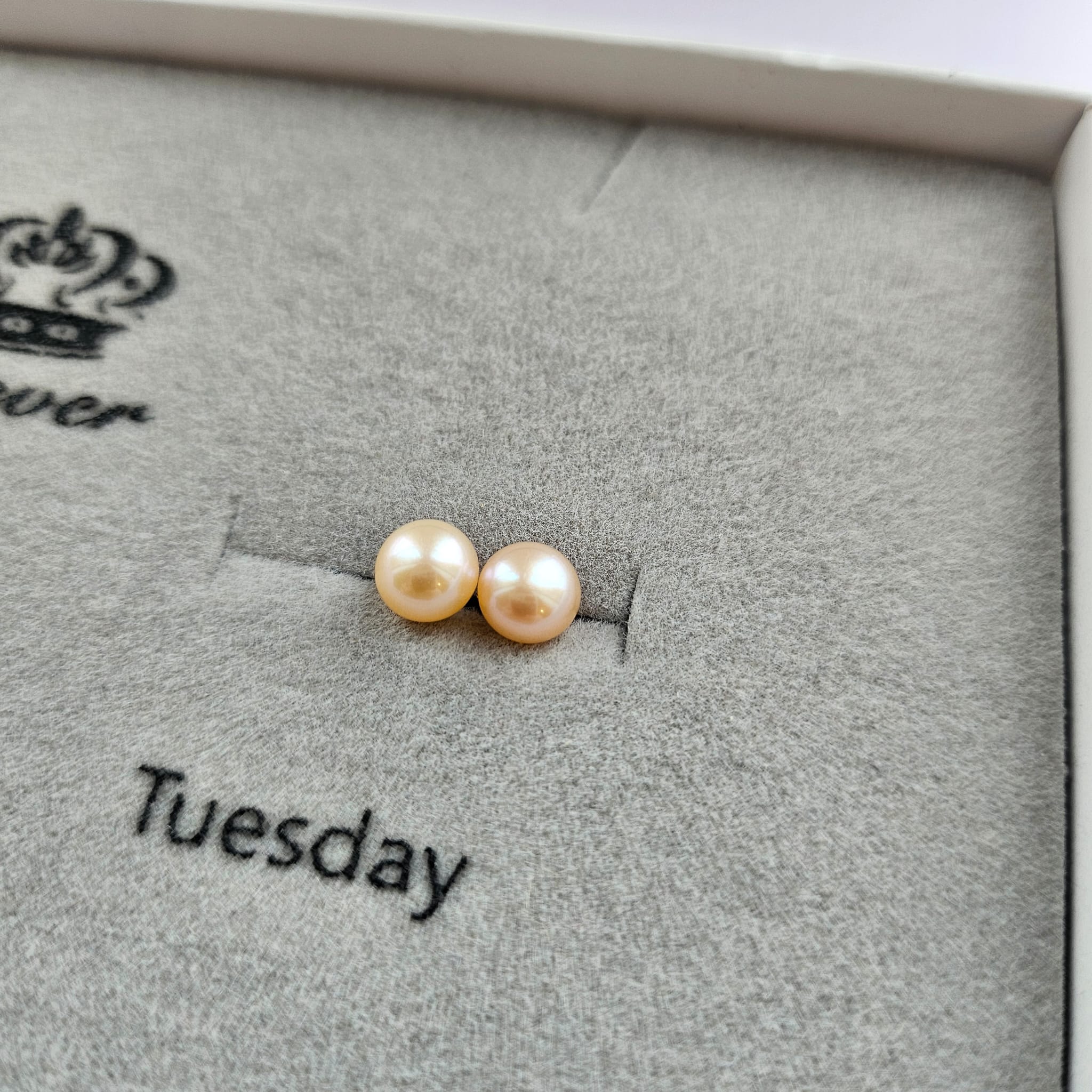 Week of Mini Pearls · 4–4.5mm Freshwater Button Stud Earring Gift Set