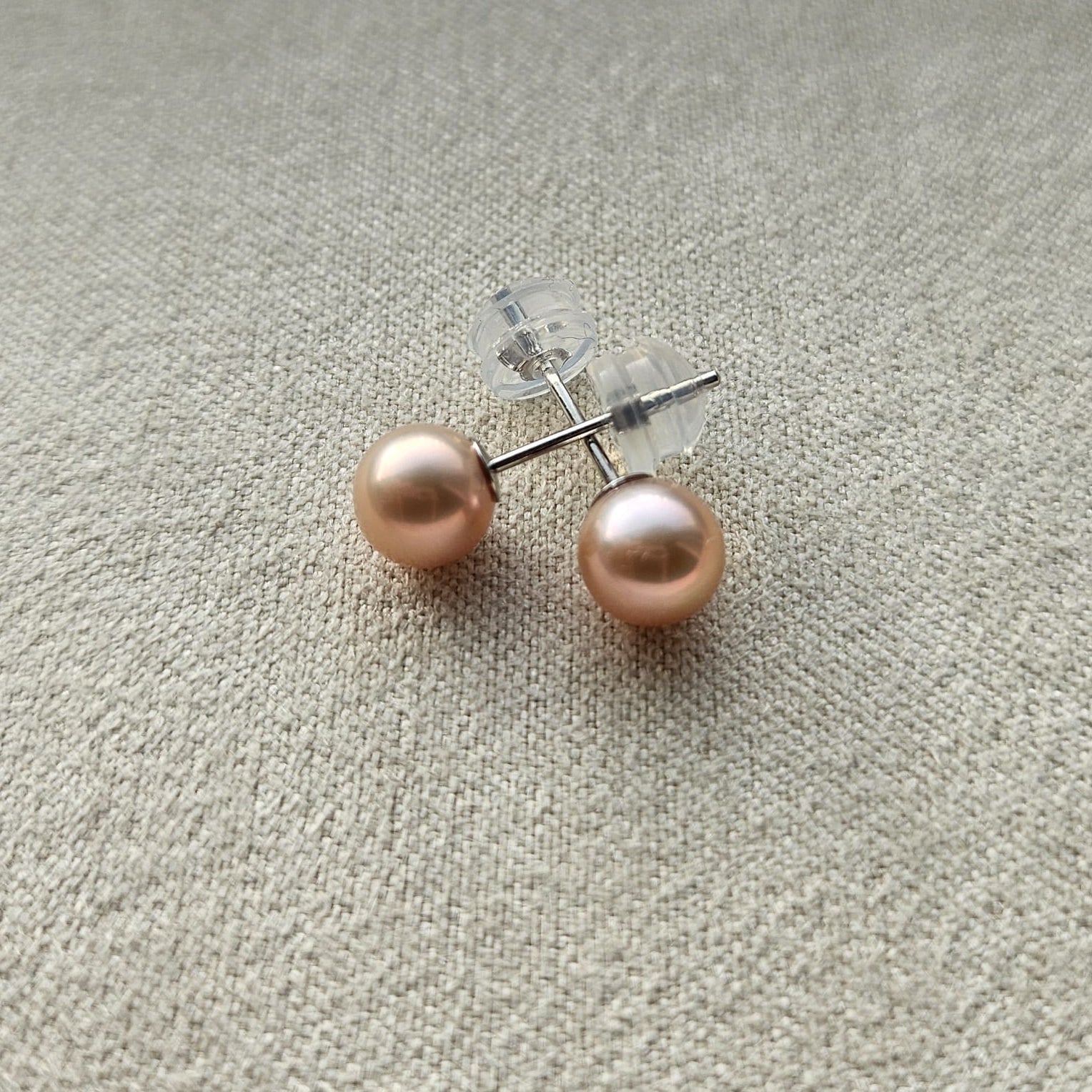 Poetic Haze · 6mm Cultured Freshwater Pearl Studs (3 Colors)